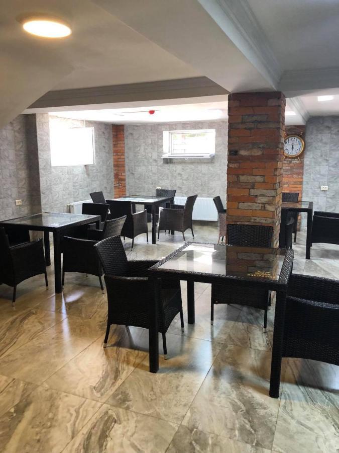 אורקי Chaki Hotel מראה חיצוני תמונה