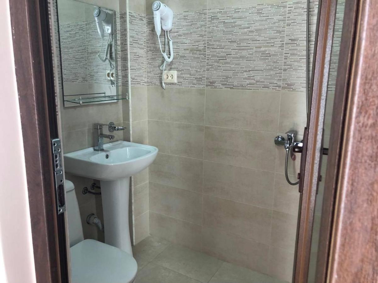 אורקי Chaki Hotel מראה חיצוני תמונה